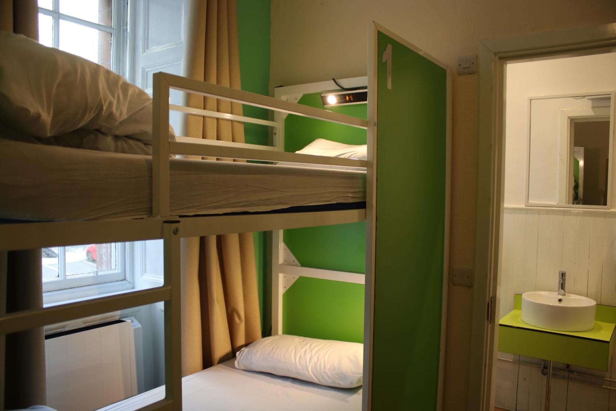 Cowgate Hostel Edinburgh